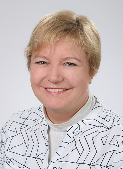 dr Anna Szymoszyn